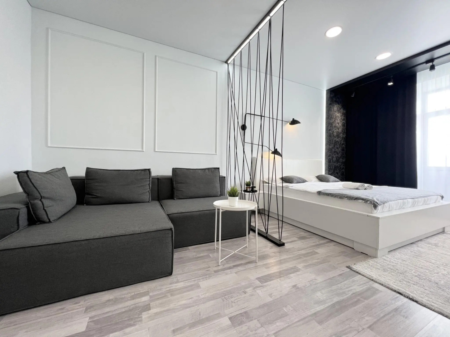 Live (Лайв) на улице Генерала Дюсенова 2/2