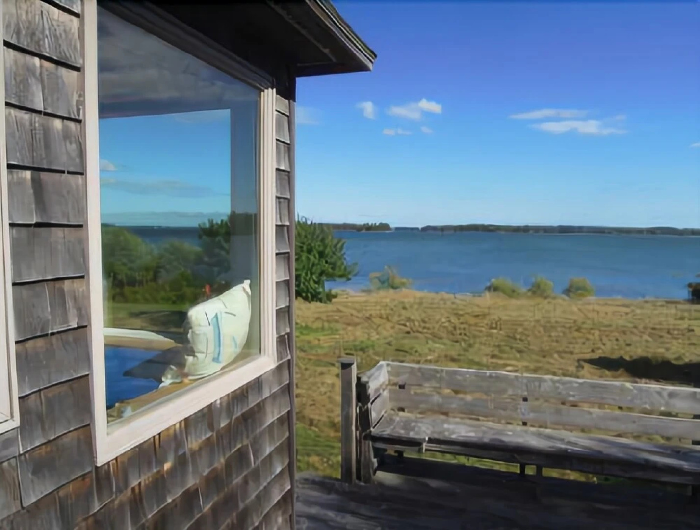 Oak Point Cottage - Three Bedroom Home