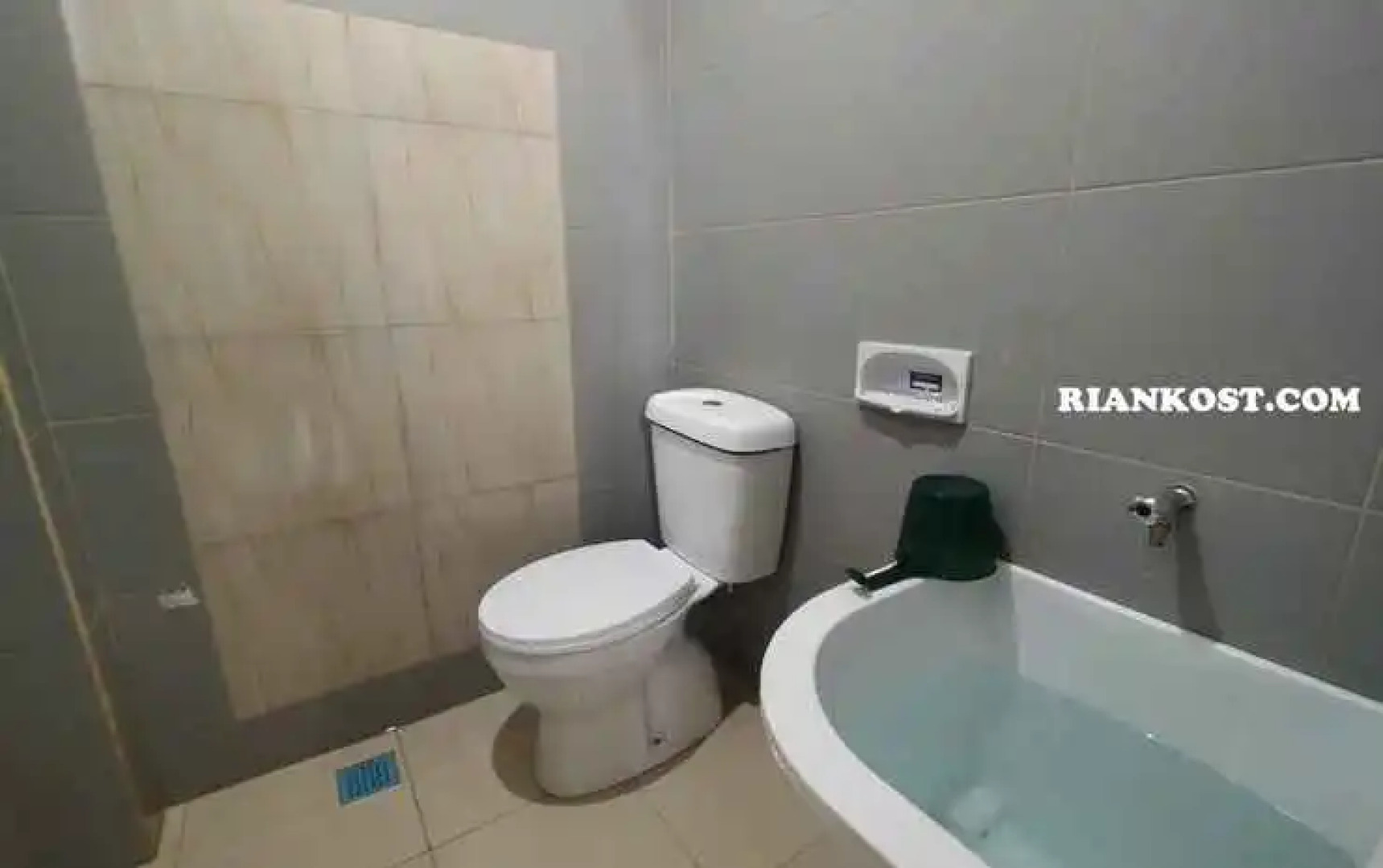 Rian Kost - Hotel Penginapan Murah Pusat Kota Palembang