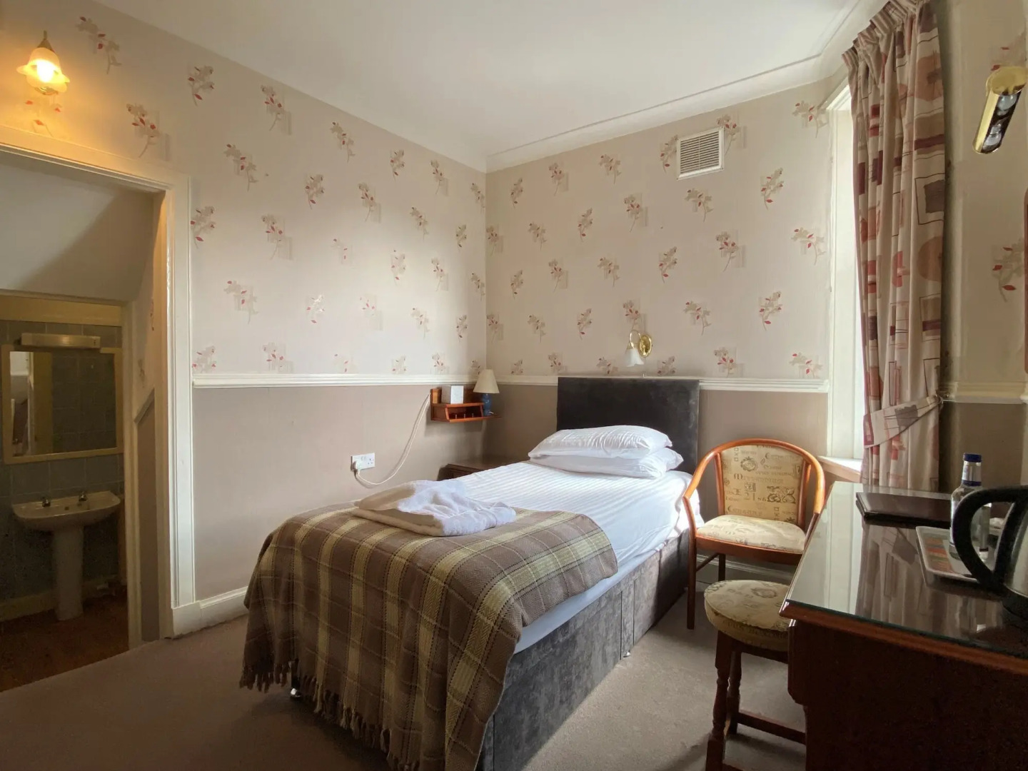 The Kings Arms Hotel