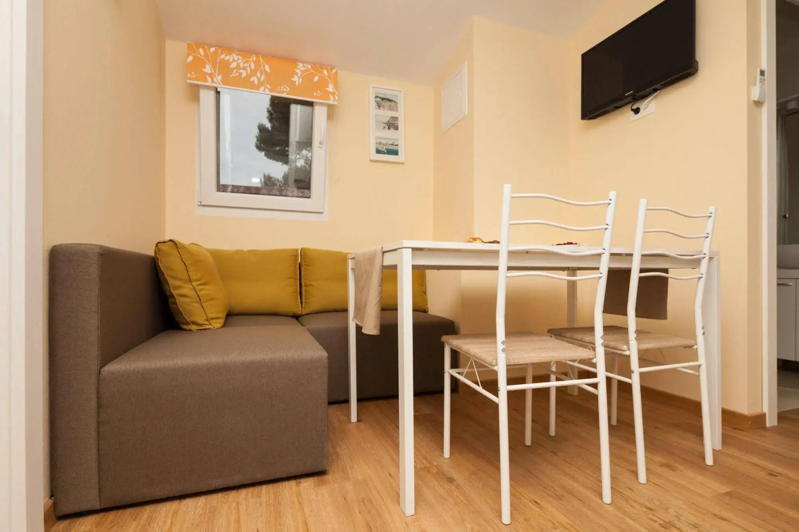 Zaton Holiday Resort Camping homes