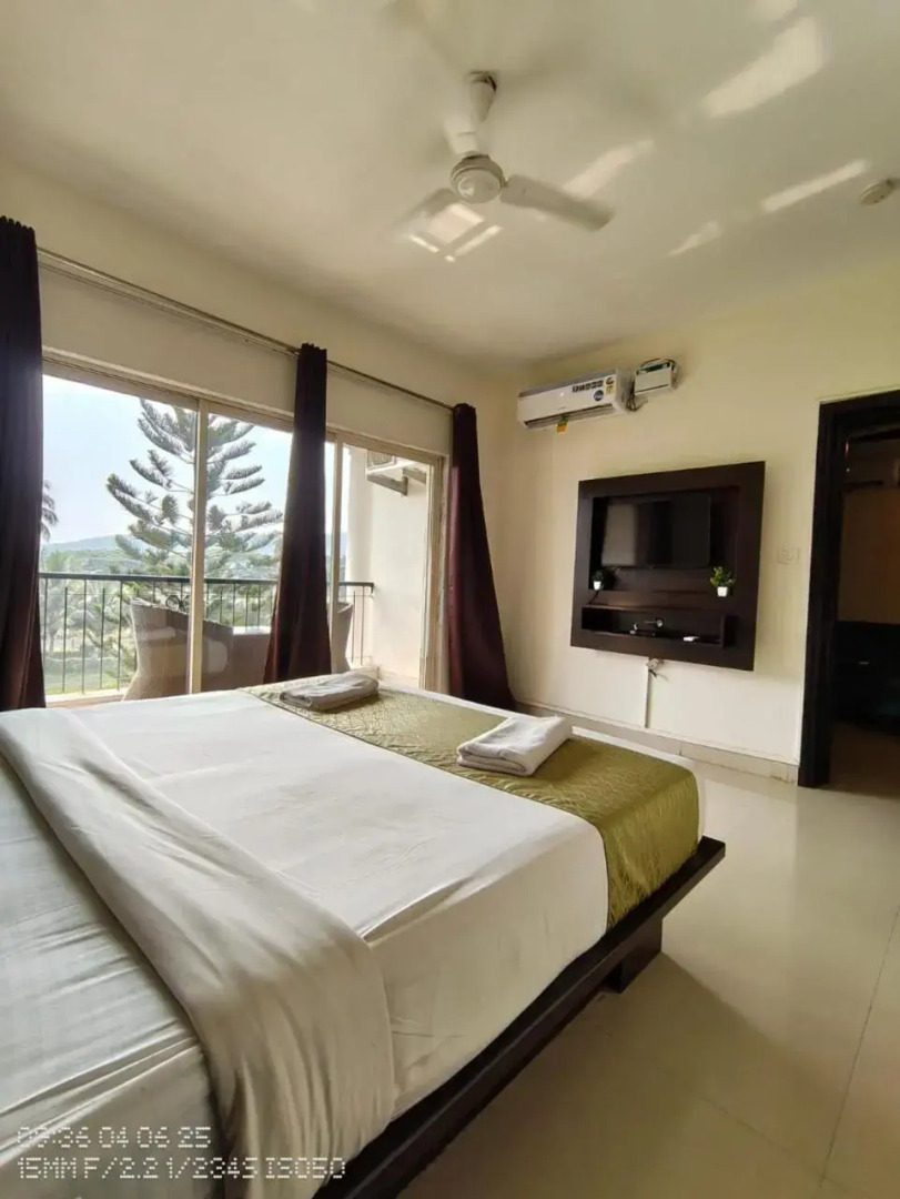 The Golden Suites & Spa