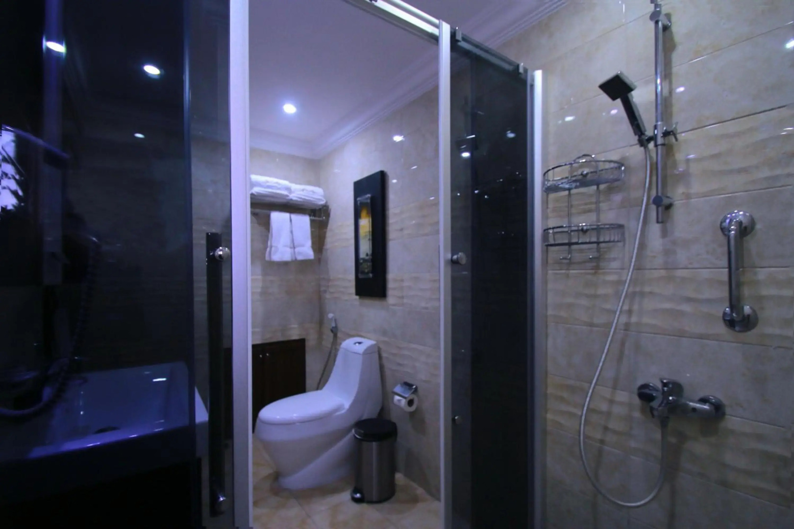 City Rose Hotel Suites