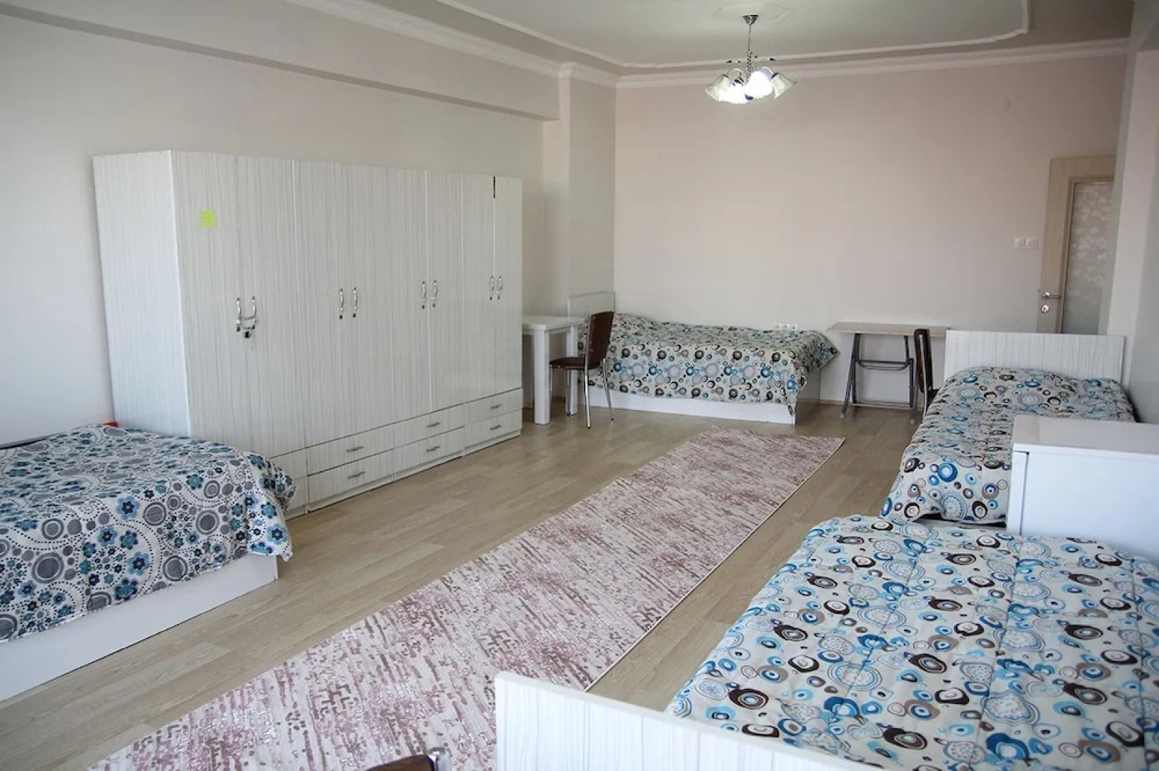 Seckin Apart - Caters to Adult Women