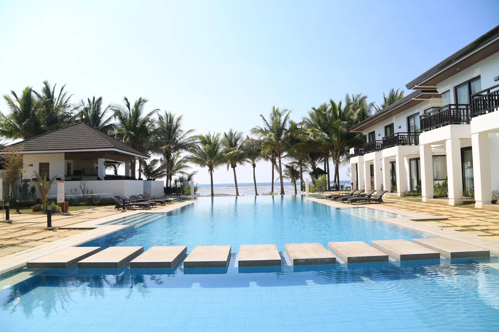 Puerto Del Sol Beach Resort