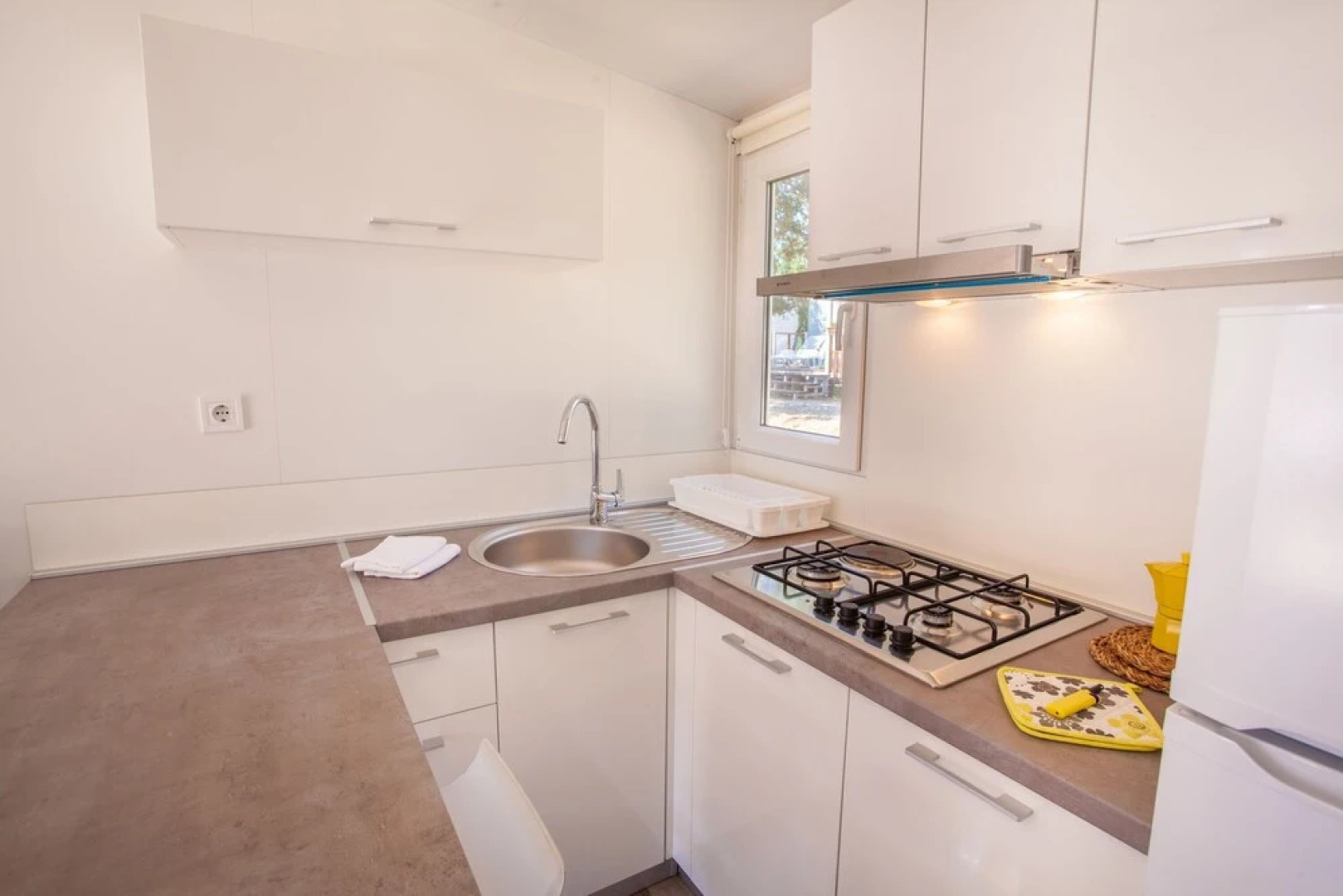 Mobile Homes Delta at Campsite Lopari