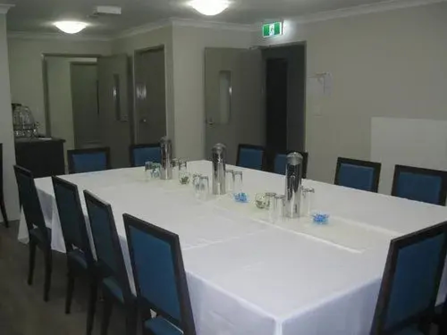 Royal Motel Miles, 4 Star, Free Wifi