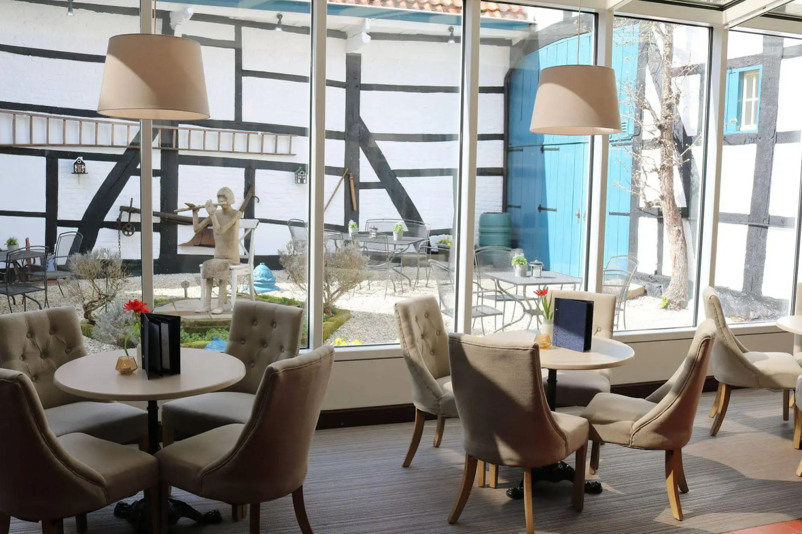 Saillant Hotel Brull