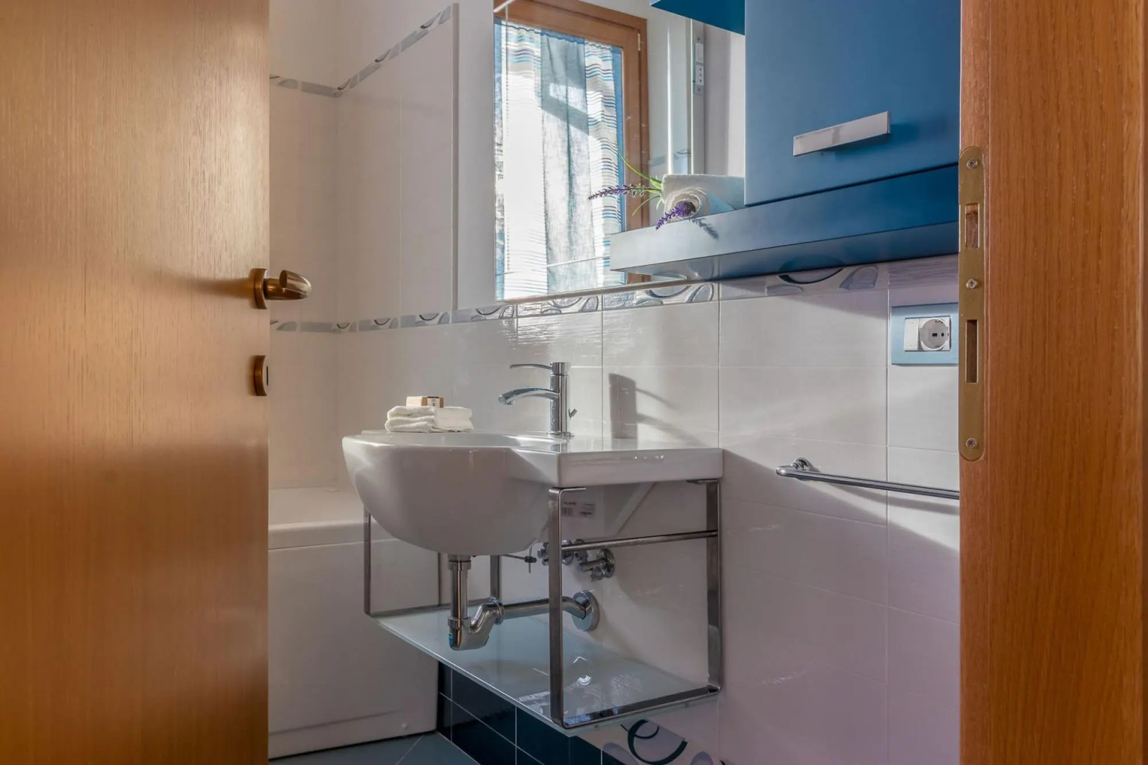 Villa Degli Olivi a Beautiful Contemporary Villa-villa Degli Olivi