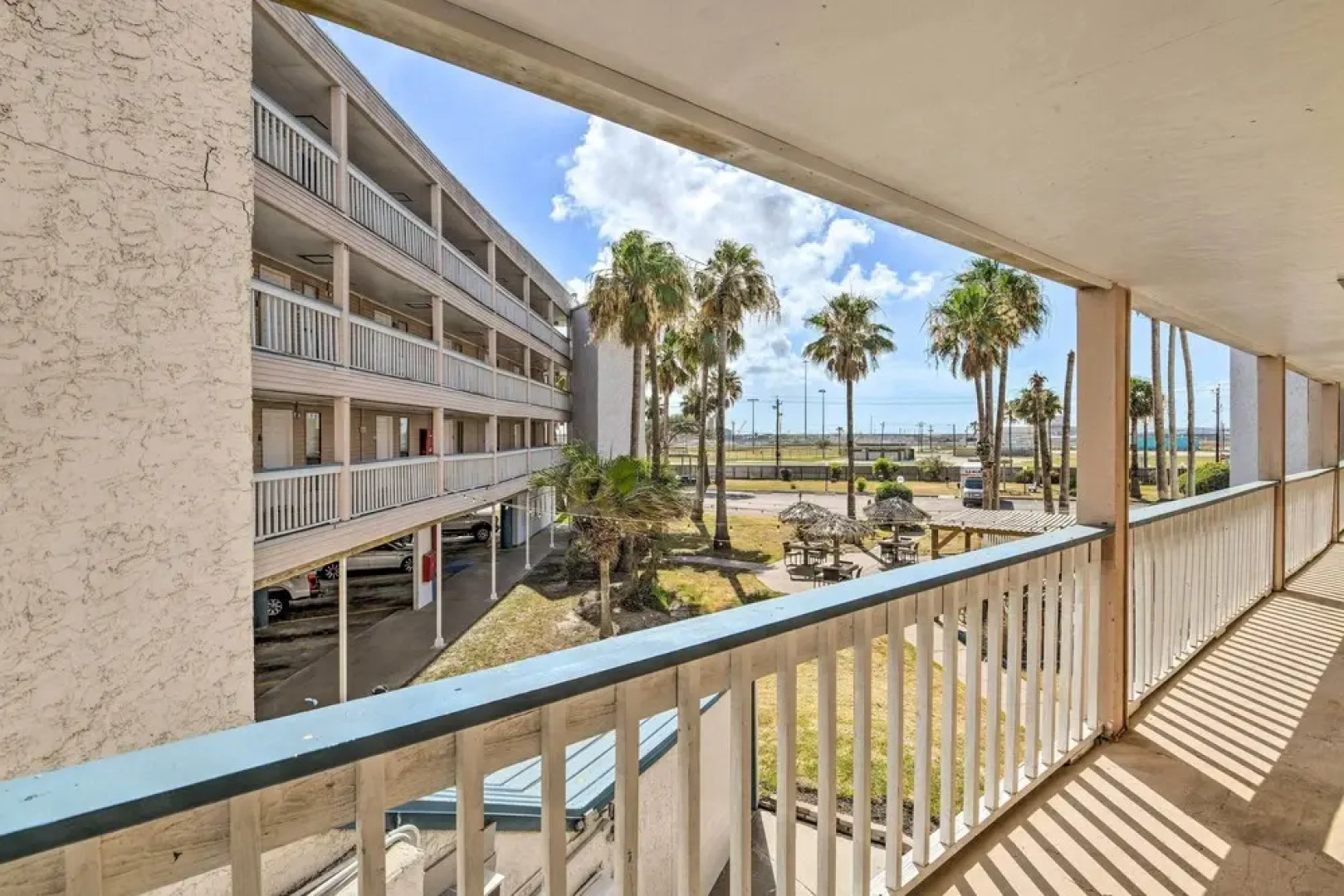 Beachside Corpus Christi Condo w/ Amenities!