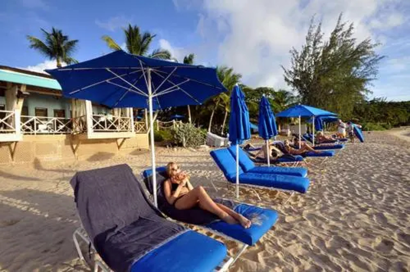 Coconut Grove 8 Luxury Villa by Island Villas