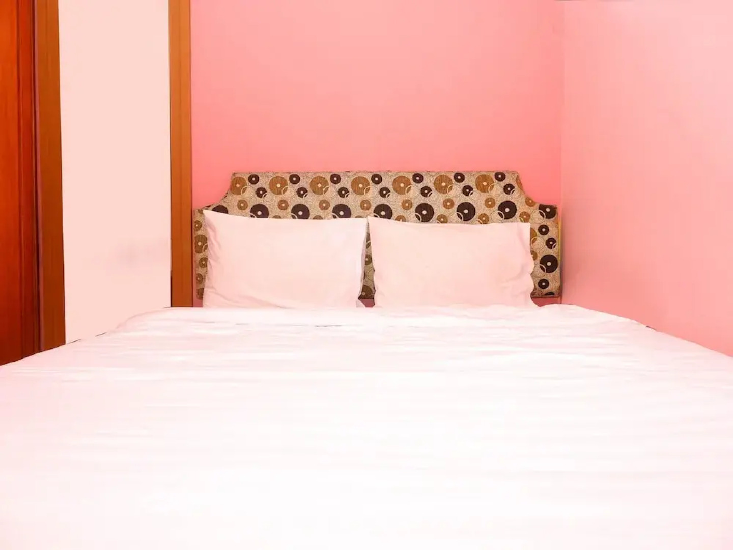 OYO 898 Joglo Family Hotel & Homestay