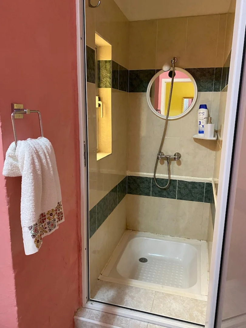 Ground Floor Maisonette In Birzebbugia