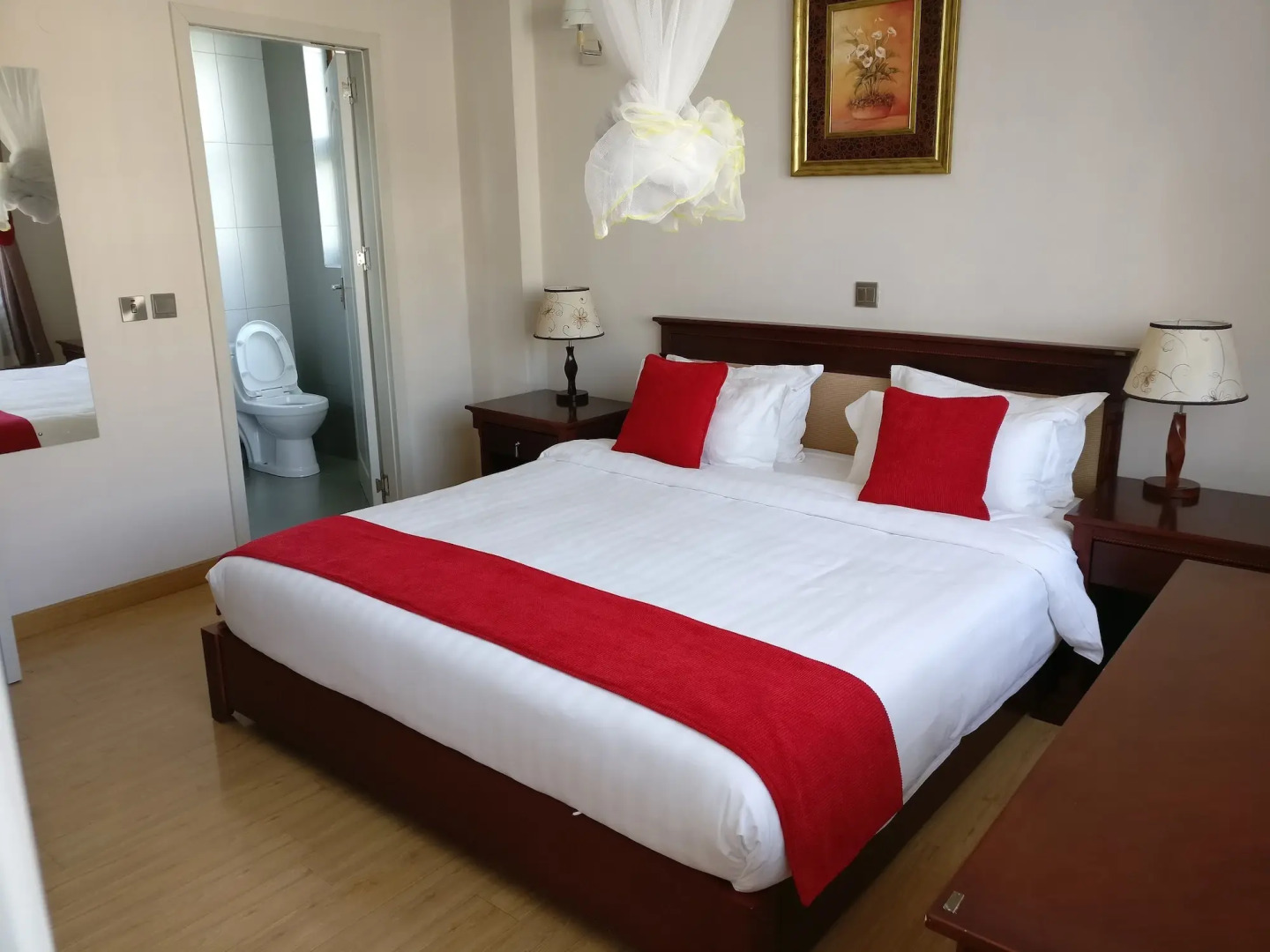 Fenesi Gardens Apartments