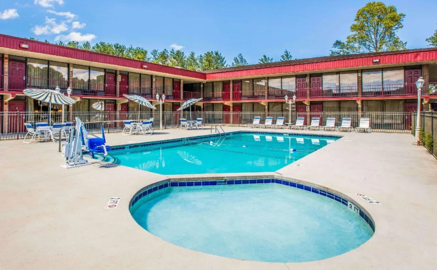 Quality Inn Asheville Airport