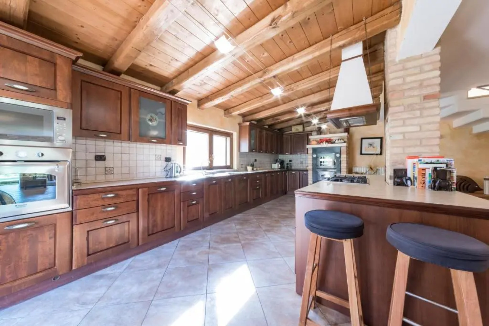 Casale Rosy 6 2 in Offida