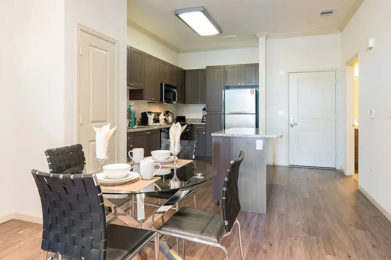 Global Luxury Suites Foster City
