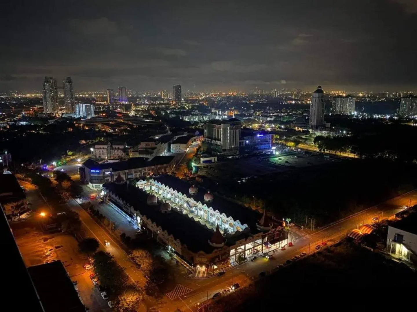 Sweet and Romantic Sky HOUSE@BM