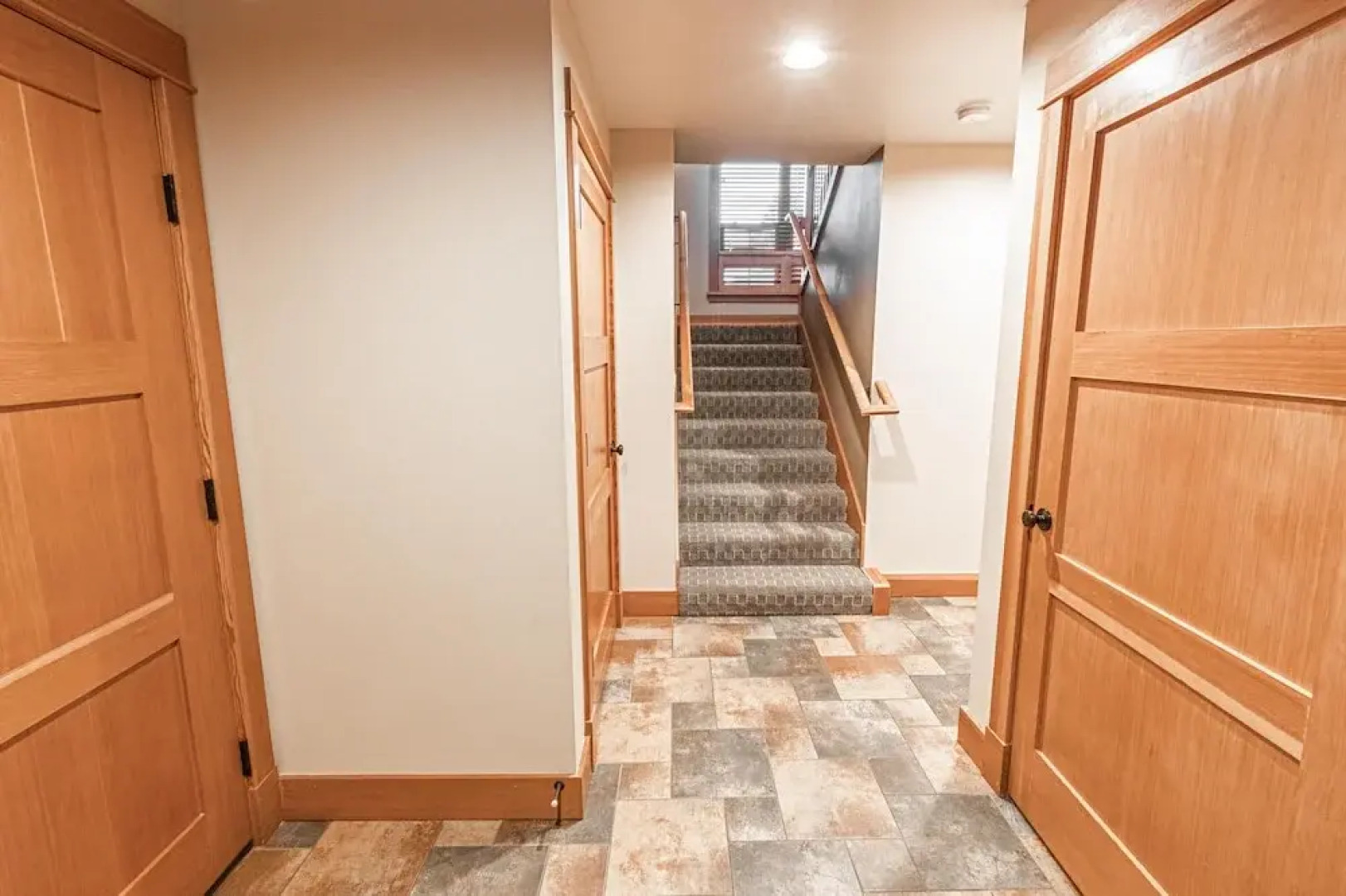 Lodges at Cannon Beach B1