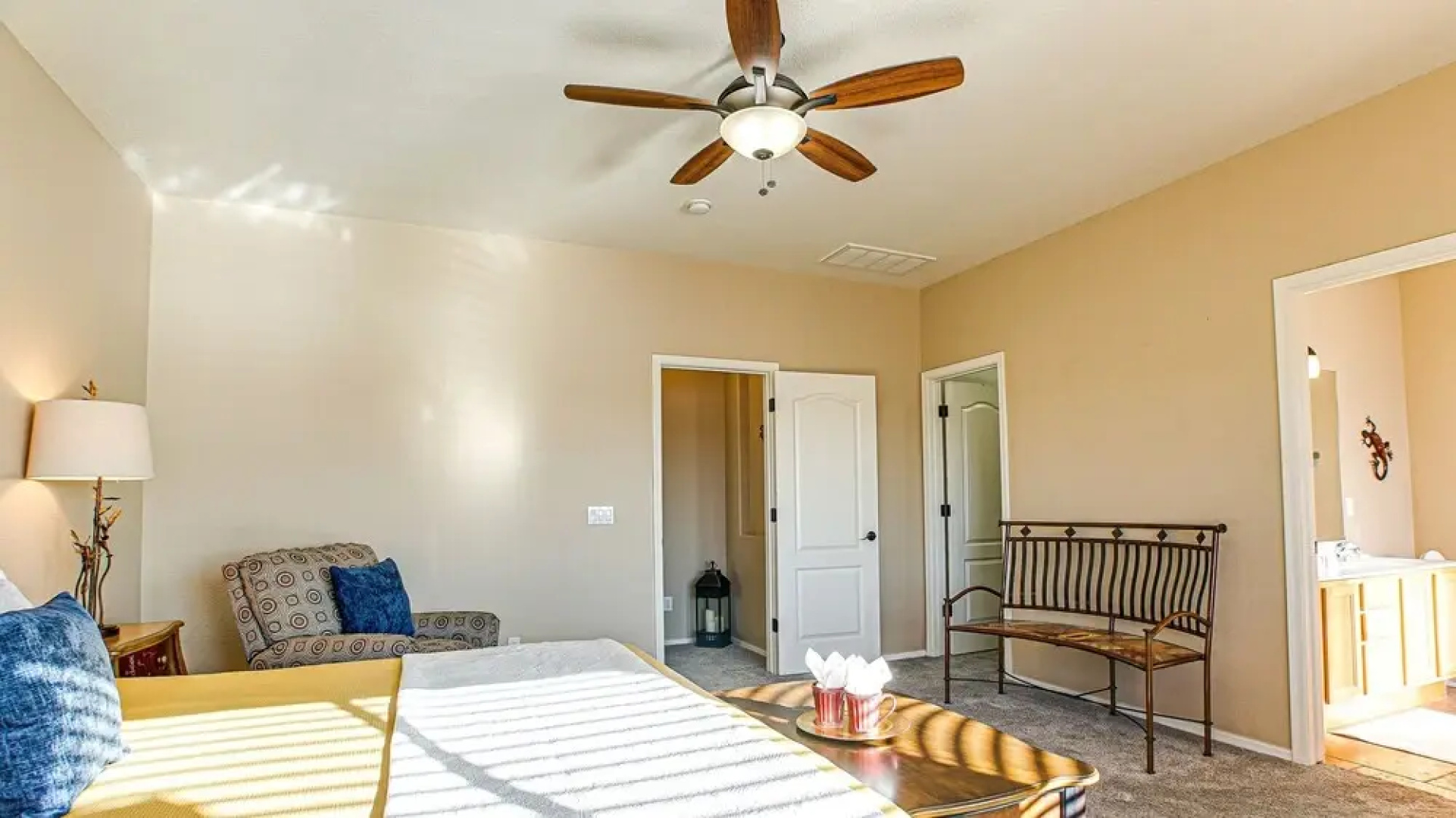 120th Avondale 3 Bedroom Home by RedAwning