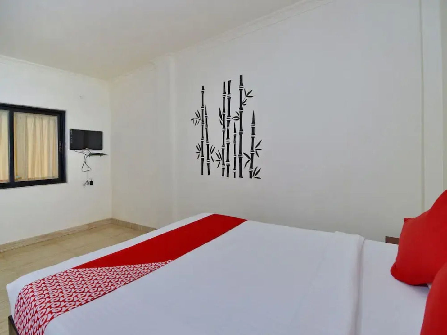 OYO 833 Hotel Prince Santosh Holiday Homes