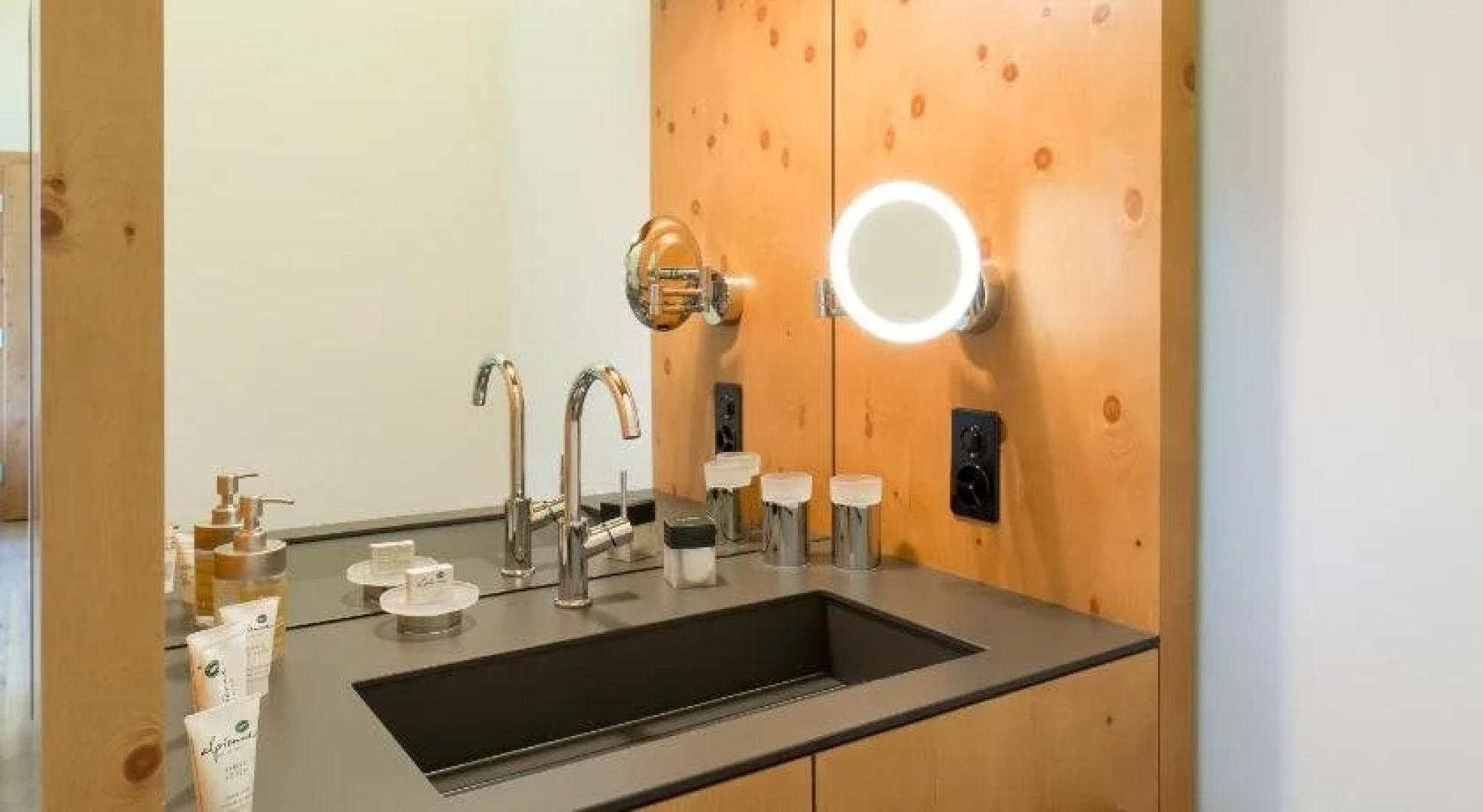 The Alpina Mountain Resort