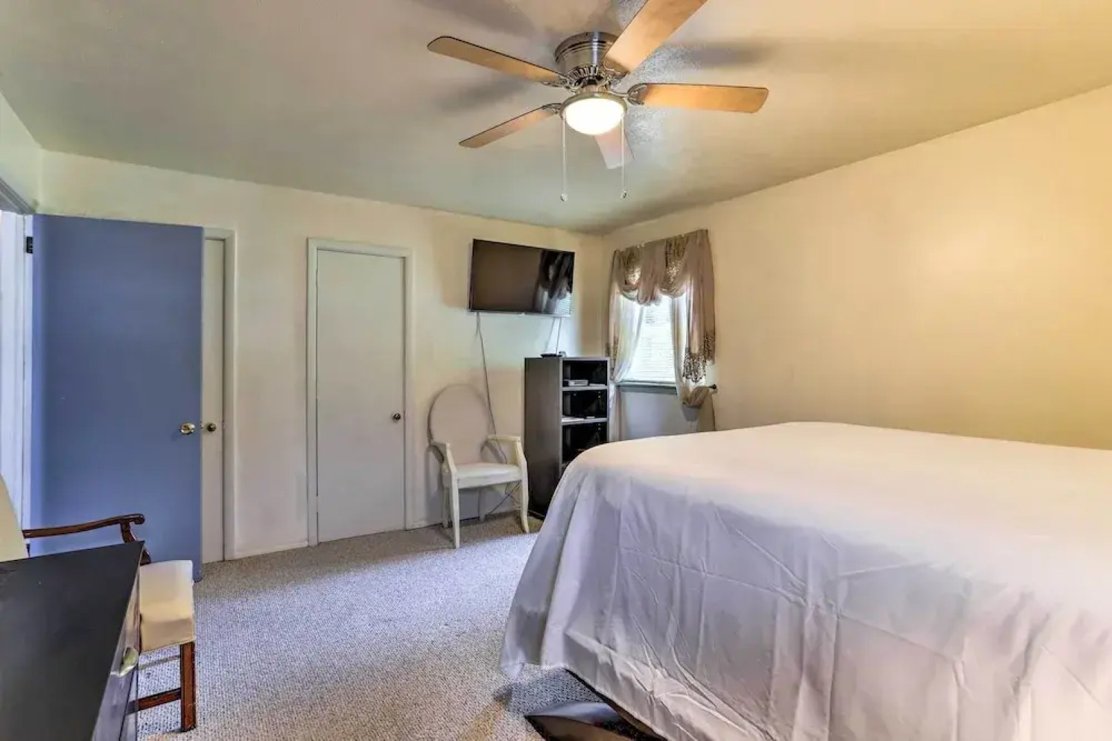 Family-friendly Allentown Abode w/ Backyard!