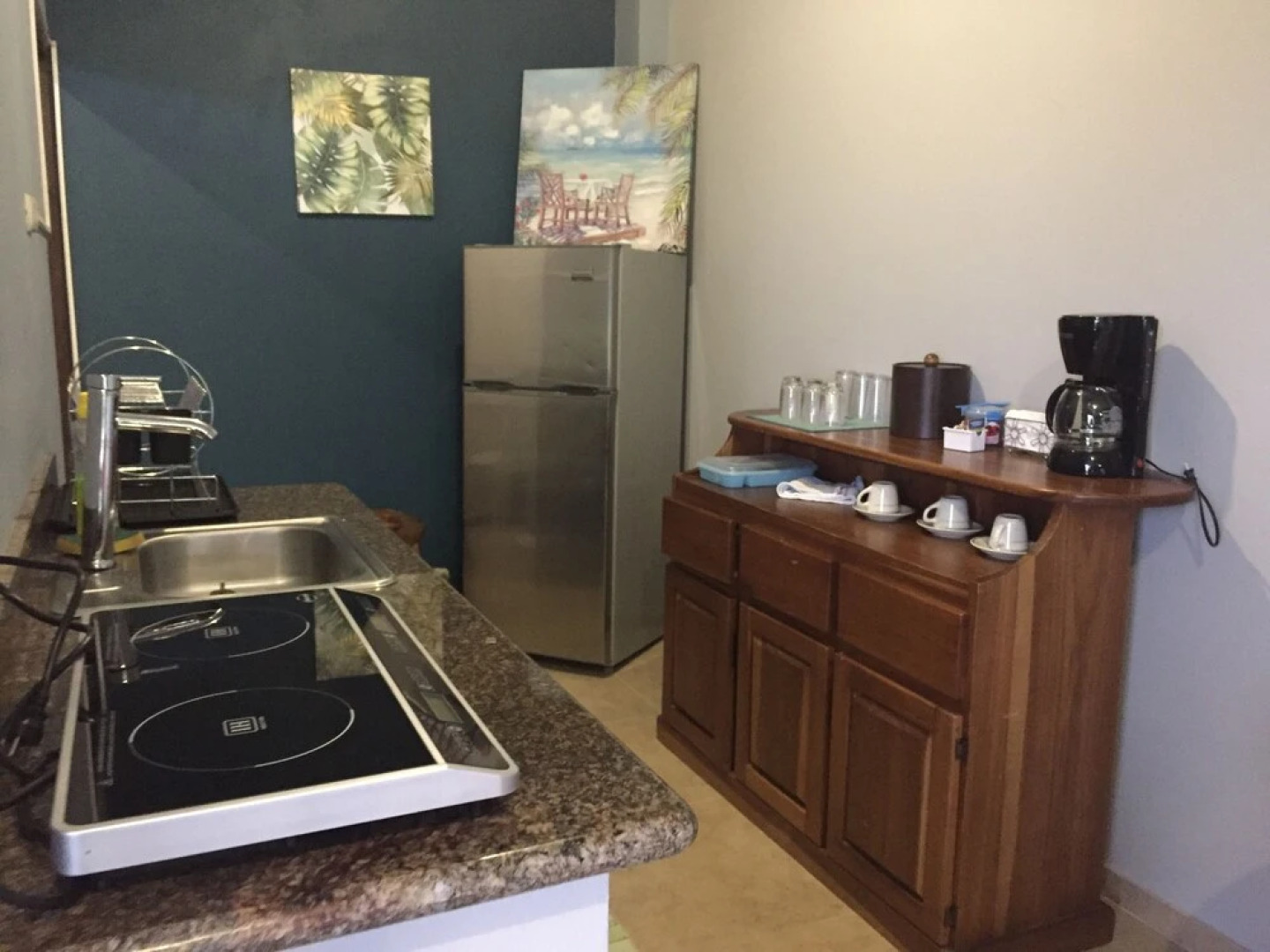 Bluebay Bugenvil Lake Lodge