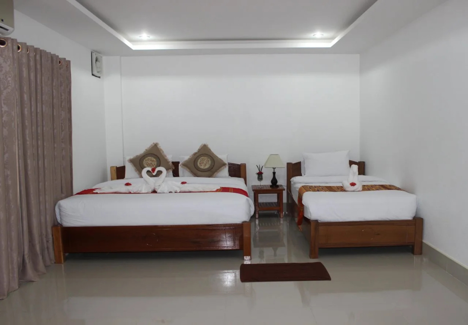 The Grand Riverside Hotel