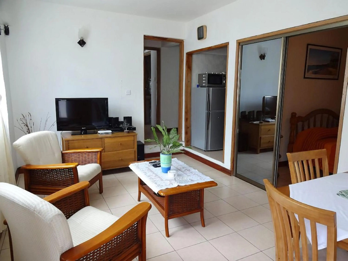 Le Manglier Guest House