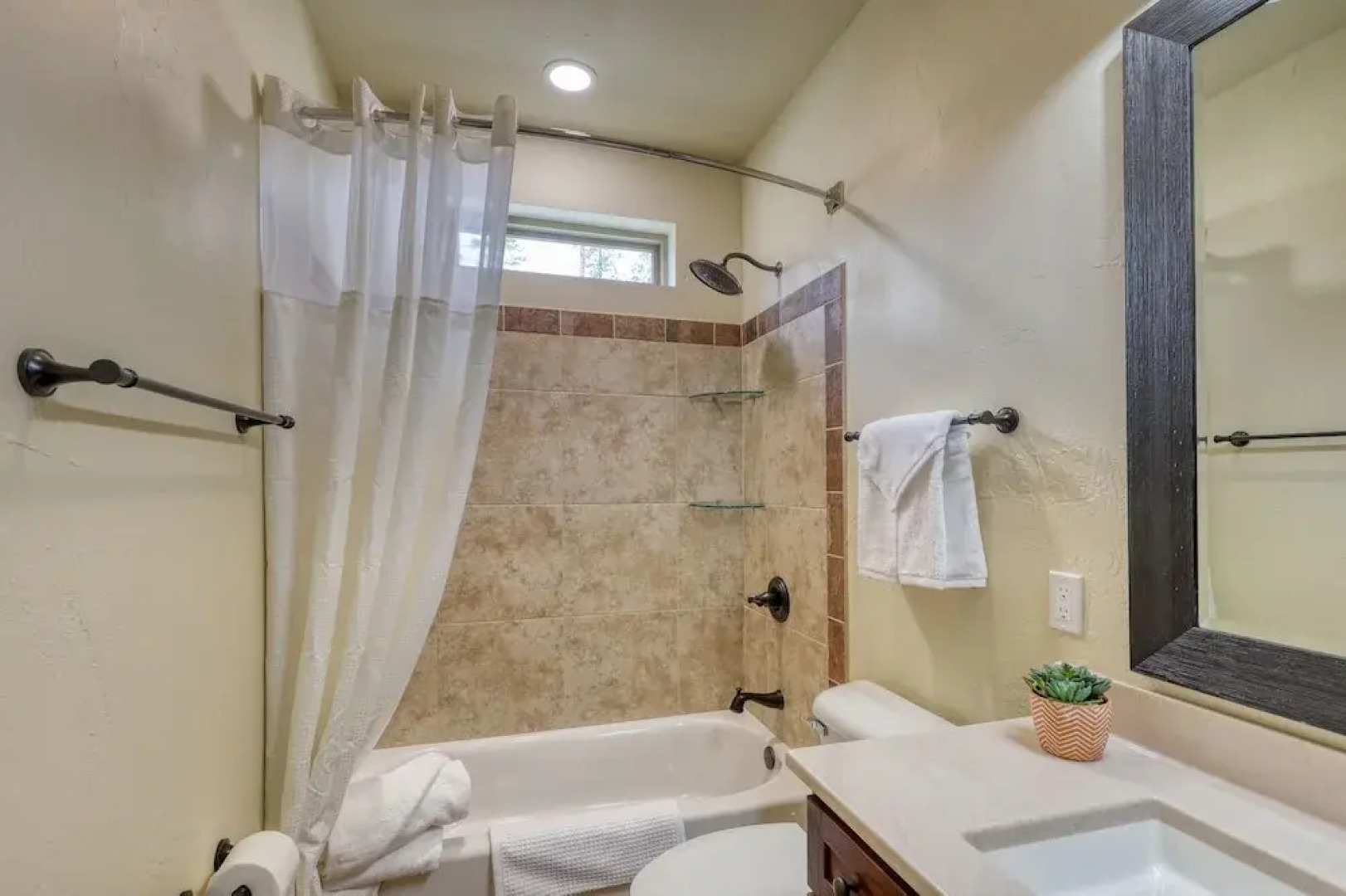 Serene Retreat King Bed at Rockerville Gold Town