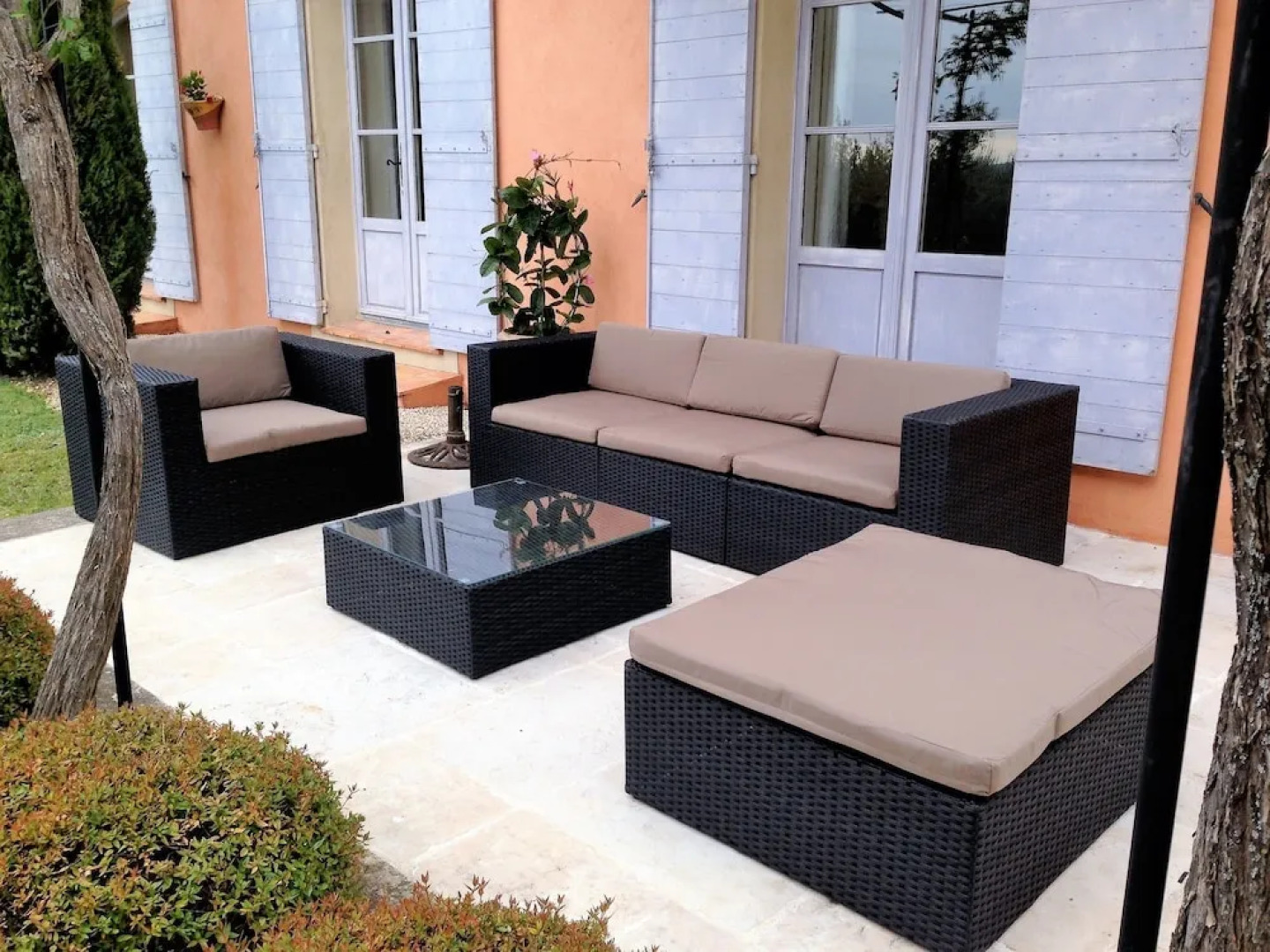 Villa With 5 Bedrooms in Saint Saturnin les Apt, With Wonderful Mounta