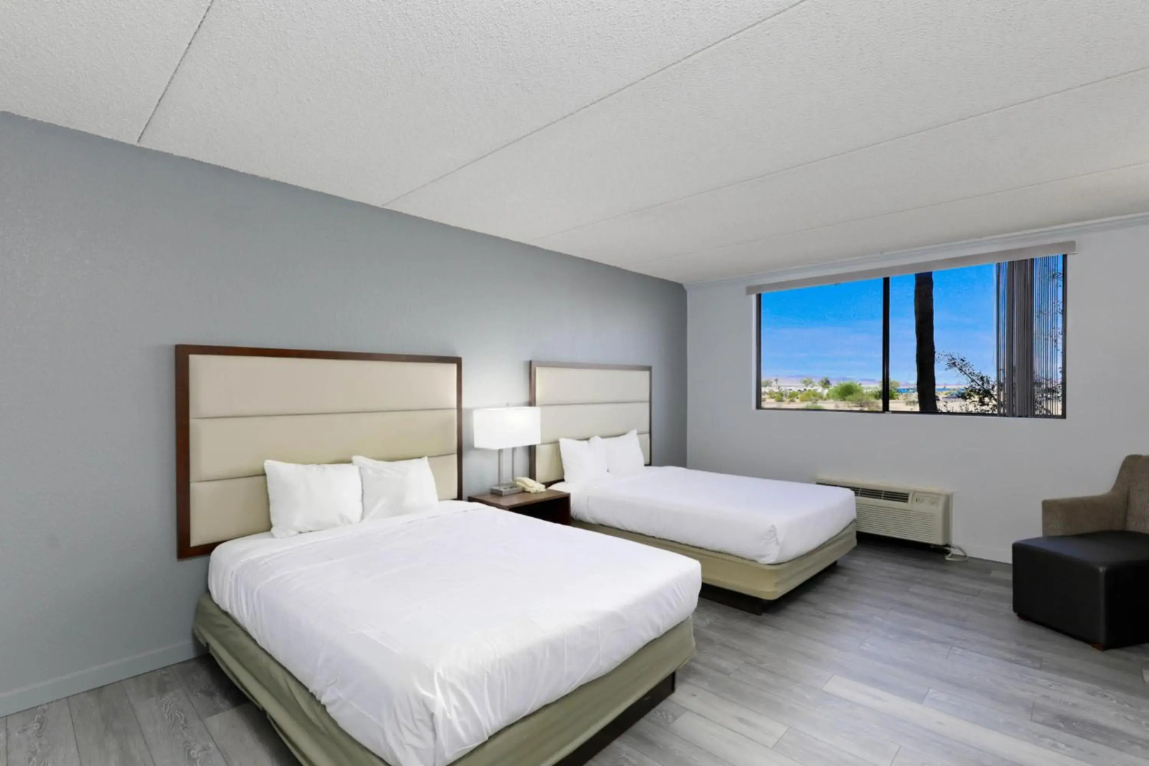 Studio 6 Suites Lake Havasu City, AZ