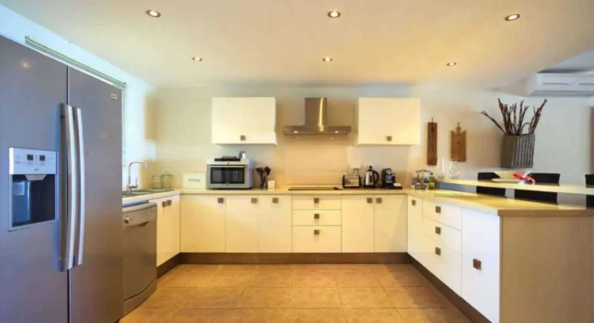 Cape Point Seafront Suites & Penthouse with LOV