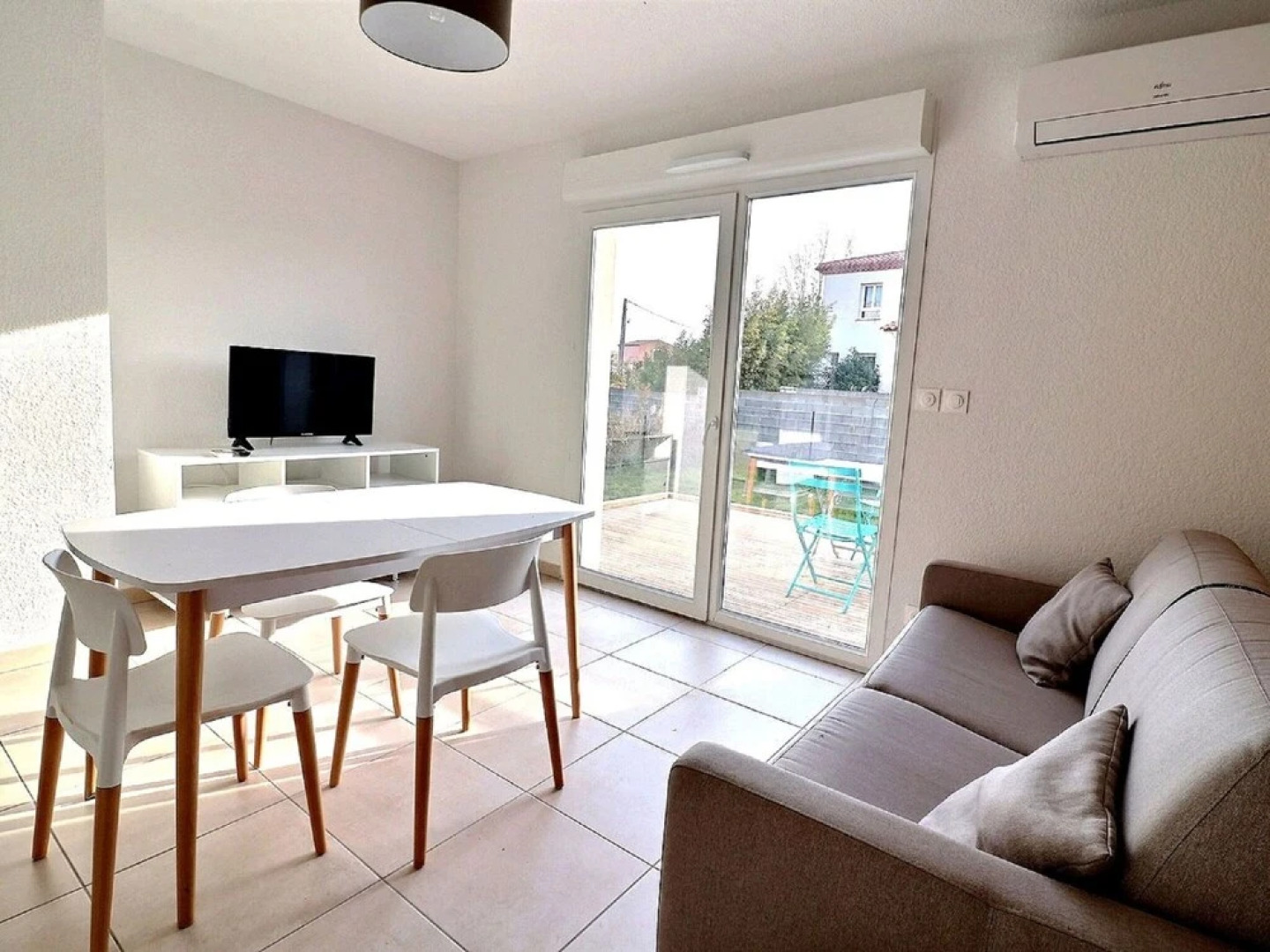 Maisonette in Valras-plage Near Sandy Beach