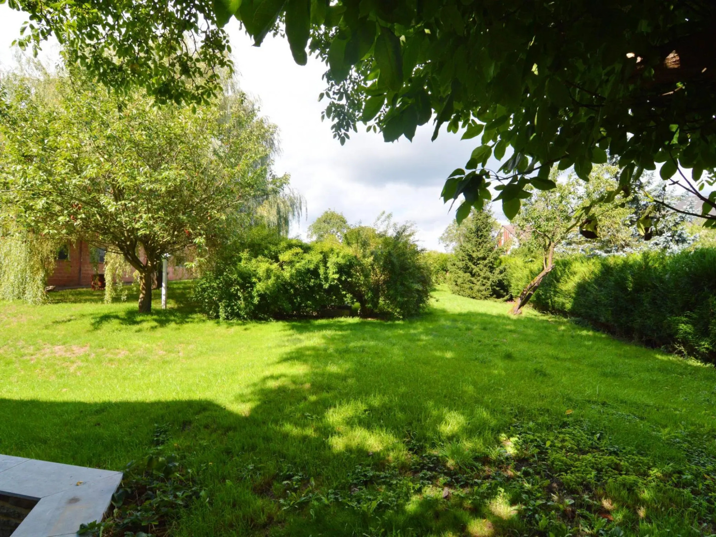 Spacious Ardennes Getaway