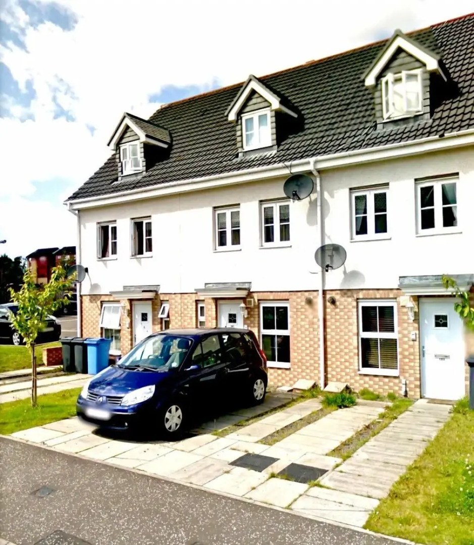 Livingston Ideal Commuter Townhouse