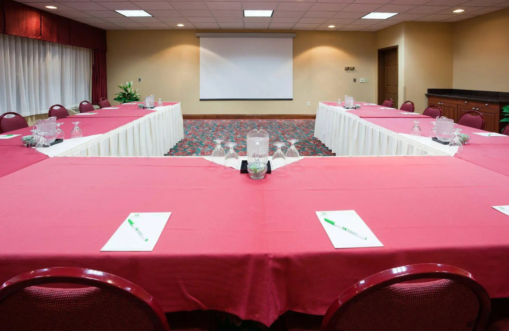 Holiday Inn & Suites Wausau-Rothschild by IHG