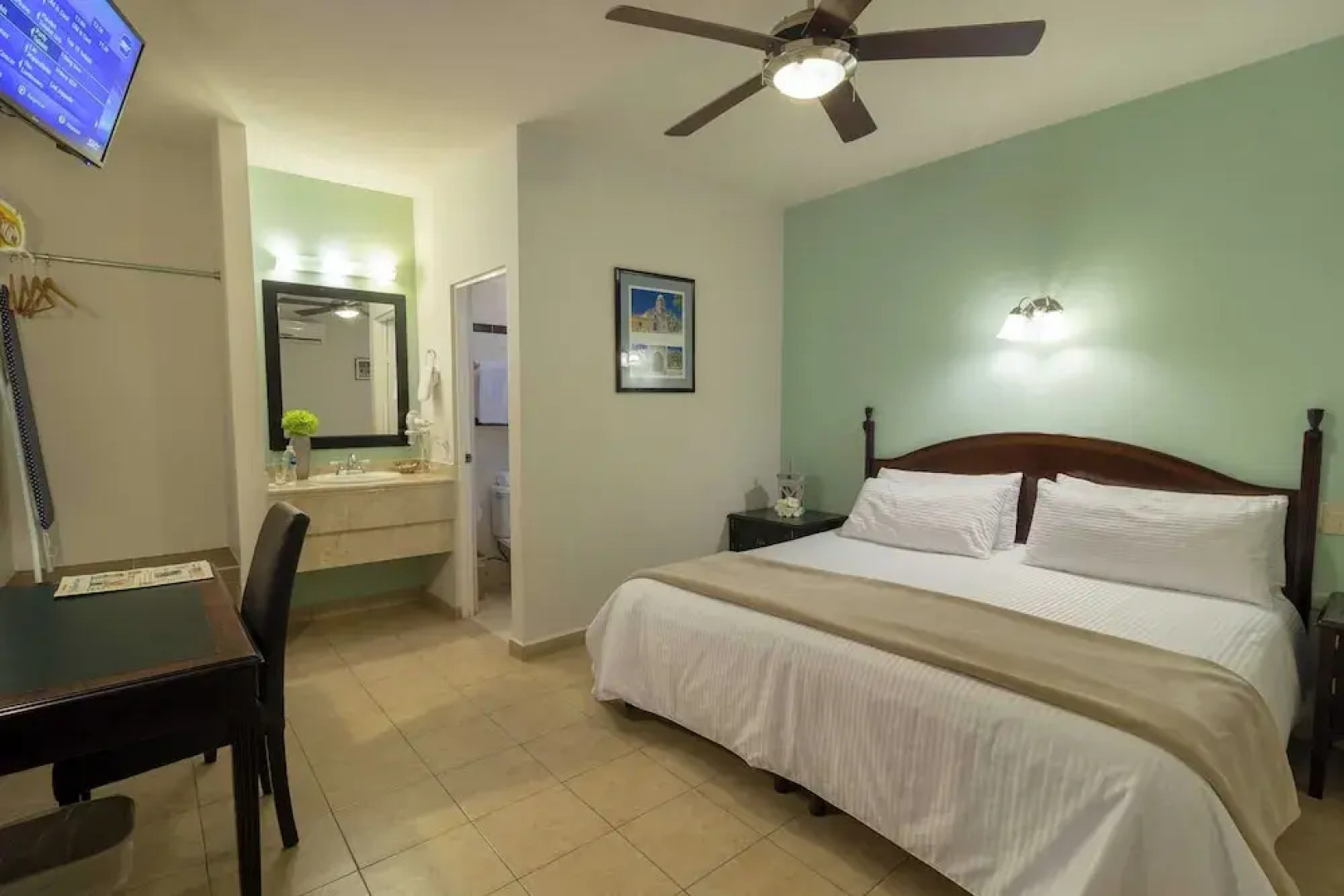 Cuatro Misiones Hotel