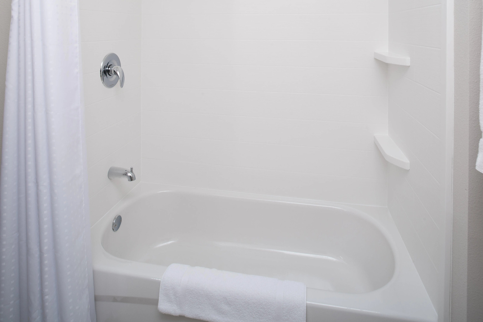 Holiday Inn Express & Suites Kingdom City by IHG