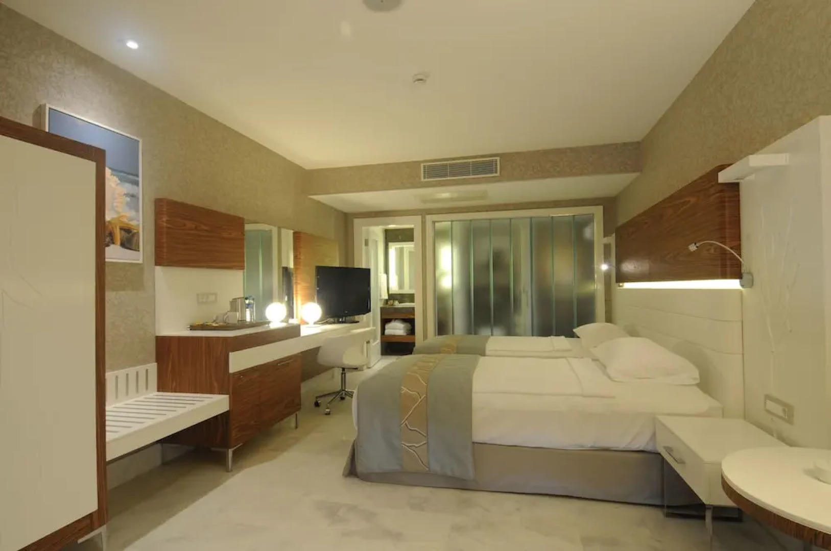 Gold Island Selected Hotel