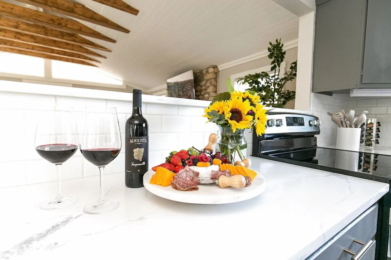 Luxurious Haus With Firepit & Cowboypool - 6 Mins to Fred