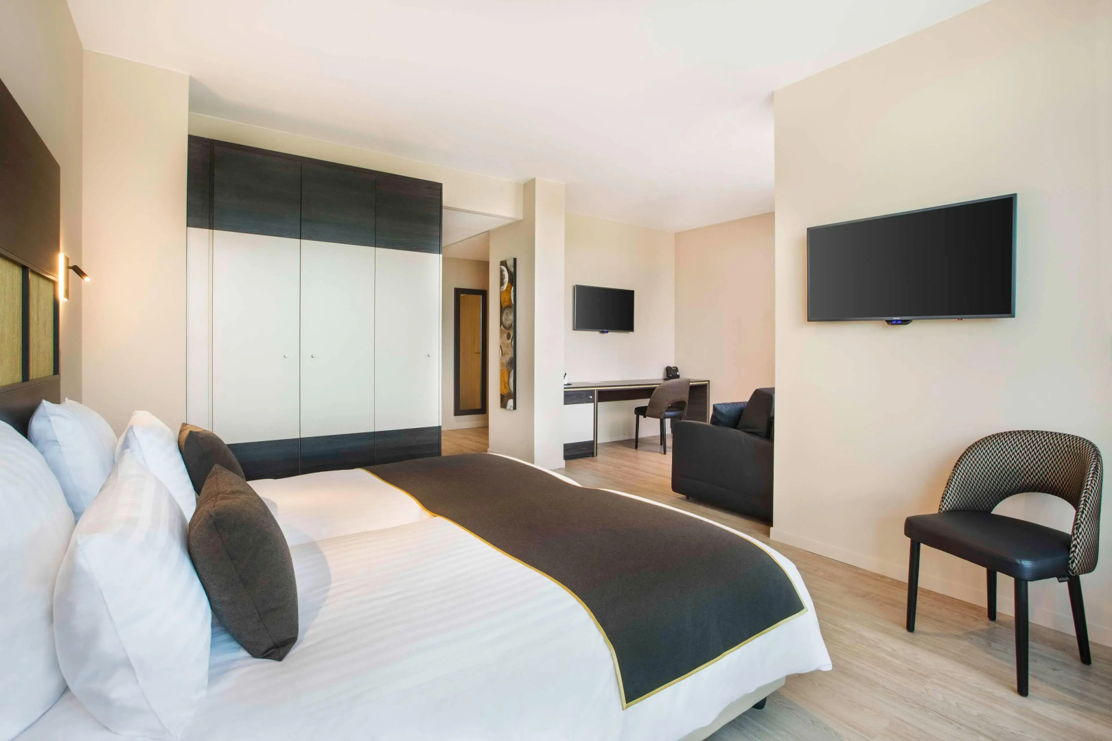 Best Western Plus Hotel Escapade Senlis