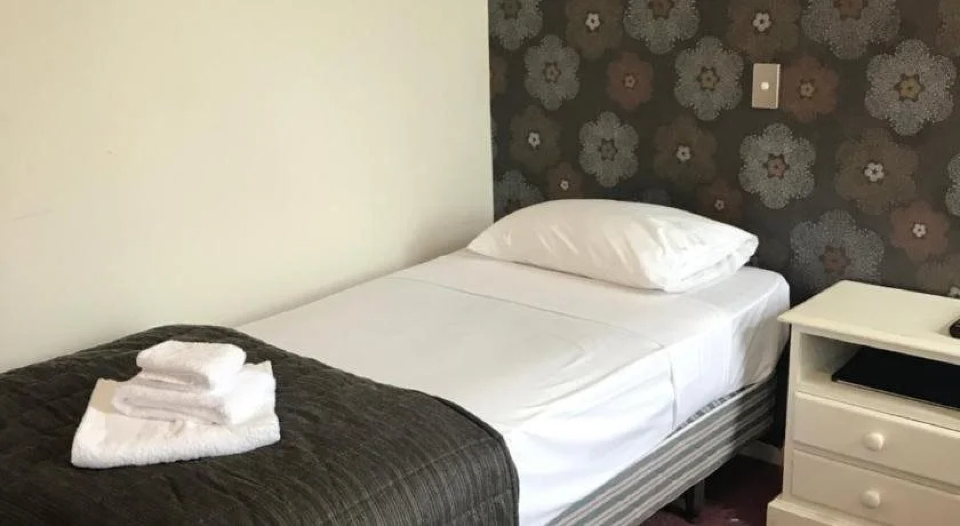 Criterion Club Hotel