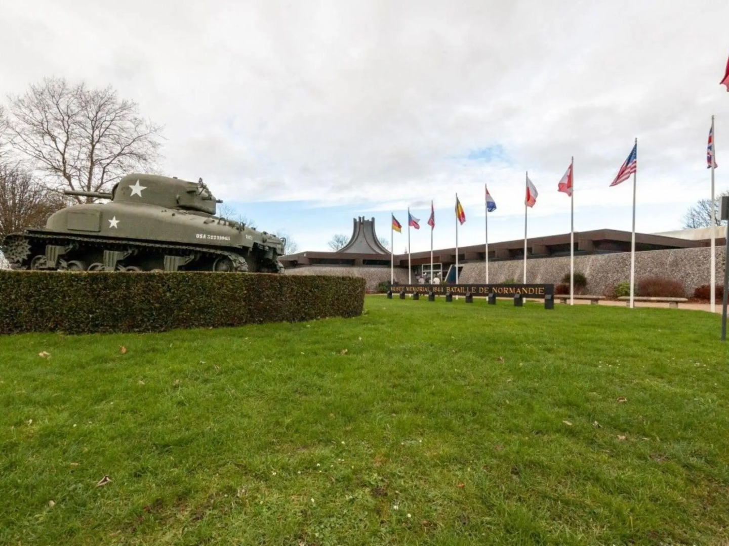 Calm and comfortable apartment in Bayeux, 9km from the beach