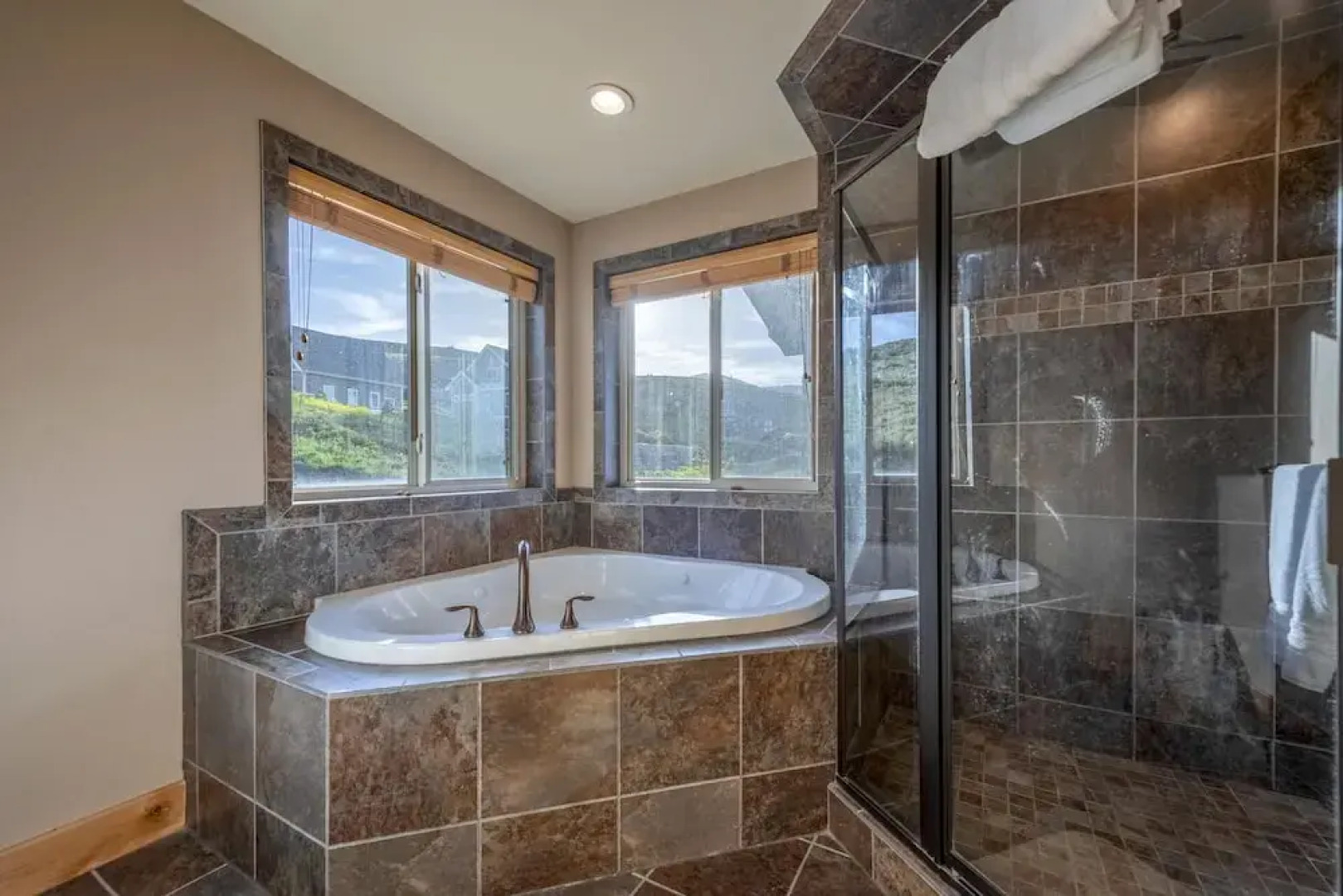 Harbor Lodge has Expansive Deck Views and Located Directly Across From the Marina!