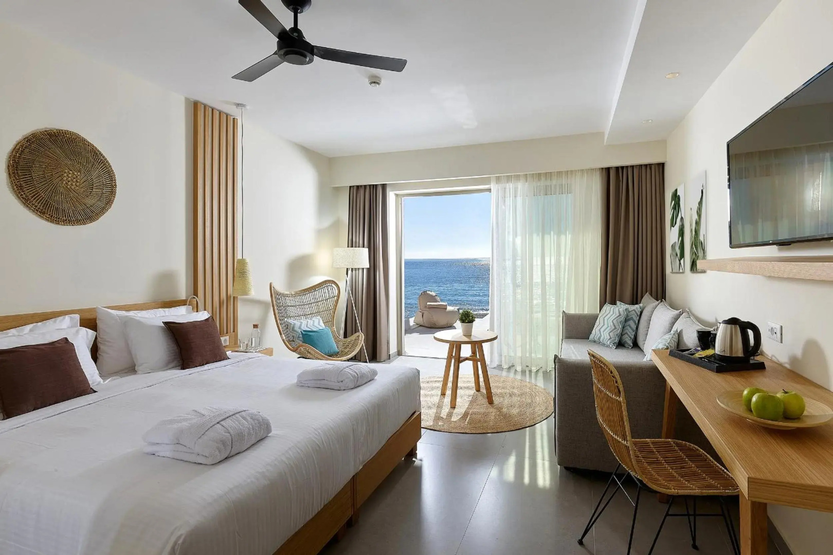 Enorme Santanna Beach