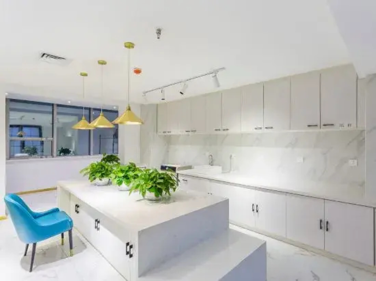 Lanyu Business Hotel