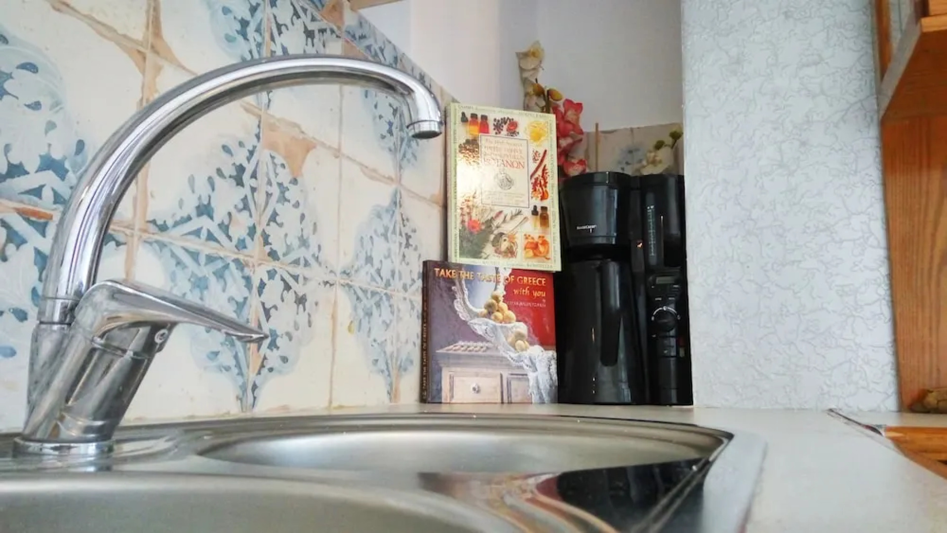 Hospitality & Traditional Food in Peloponnese