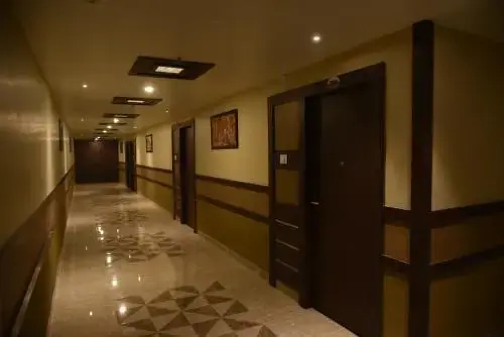 HOTEL MAMTA INTERNATIONAL , BIHARSHARIF - Nalanda- Bihar